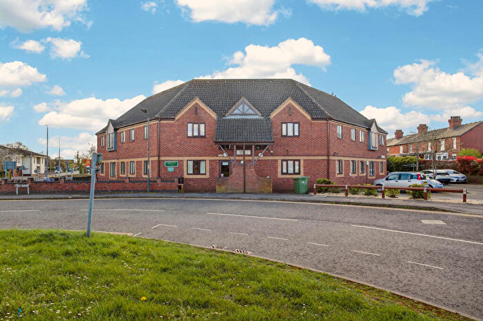 2 Bedroom Flat For Sale In Jamieson Court, Melrose Place, Hereford, HR4