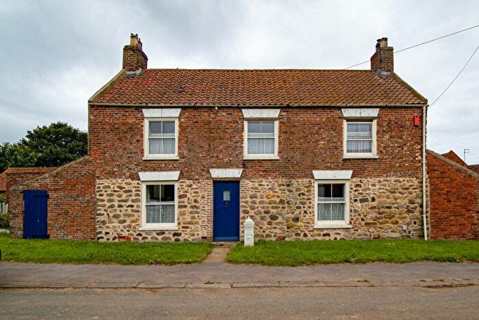 4 Bedroom Detached House For Sale In Main Street, Tunstall, Hull, HU12
