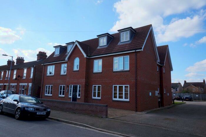 2 Bedroom Flat To Rent In Britannia Road, IP4