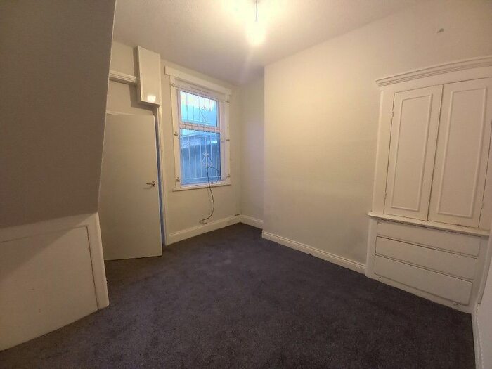 2 Bedroom Terraced House To Rent In Percy Street, Middlesbrough, De., TS1
