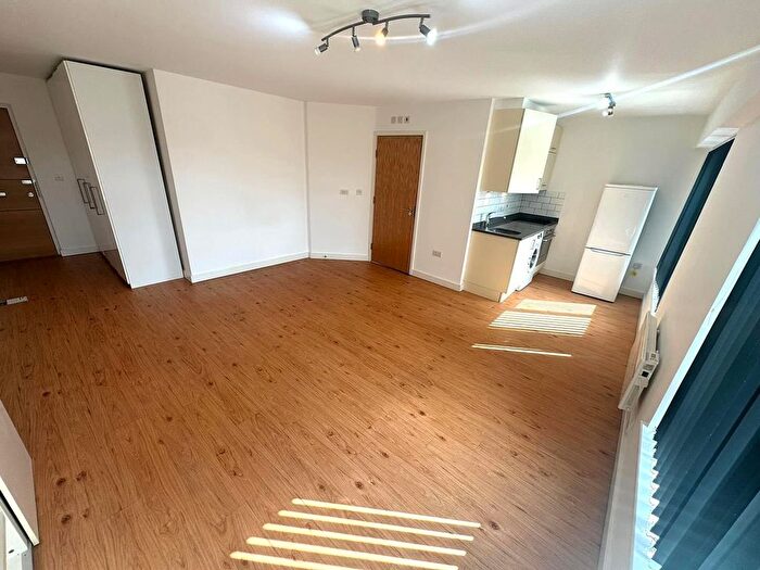 1 Bedroom Flat To Rent In Battalion Avenue, London, NW9