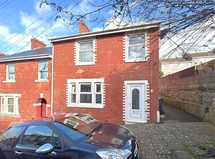 3 Bedroom End Of Terrace House For Sale In St. Pauls Road, Portland, DT5