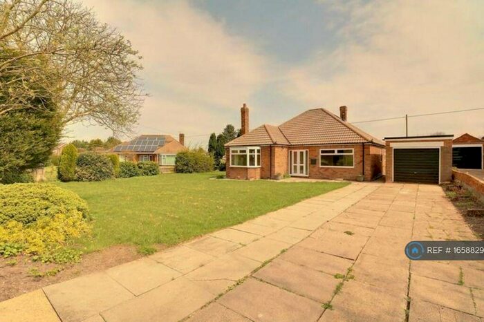 3 Bedroom Bungalow To Rent In Kirton Road, Scawby, Brigg, DN20