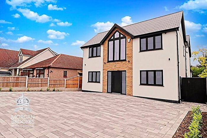 4 Bedroom Detached House For Sale In Thundersley Park Road, South Benfleet, SS7