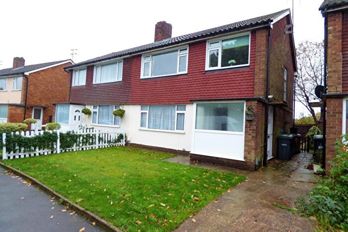 1 Bedroom Maisonette To Rent In Fair Oak Drive, Luton, LU2