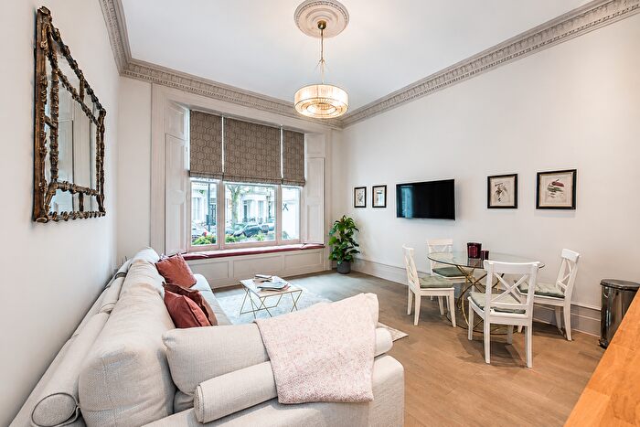 2 Bedroom Flat For Sale In Linden Gardens, W2