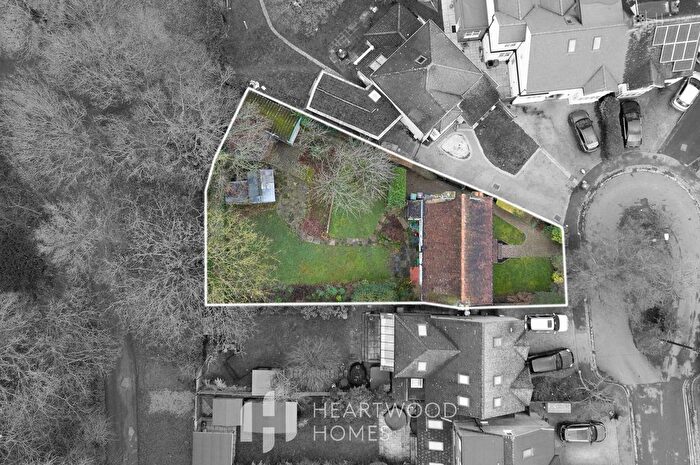 3 Bedroom Detached House For Sale In Spencer Gate, St. Albans, AL1