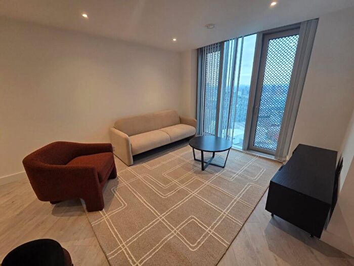 2 Bedroom Apartment To Rent In Trinity Way, Manchester, Greater Manchester, M3