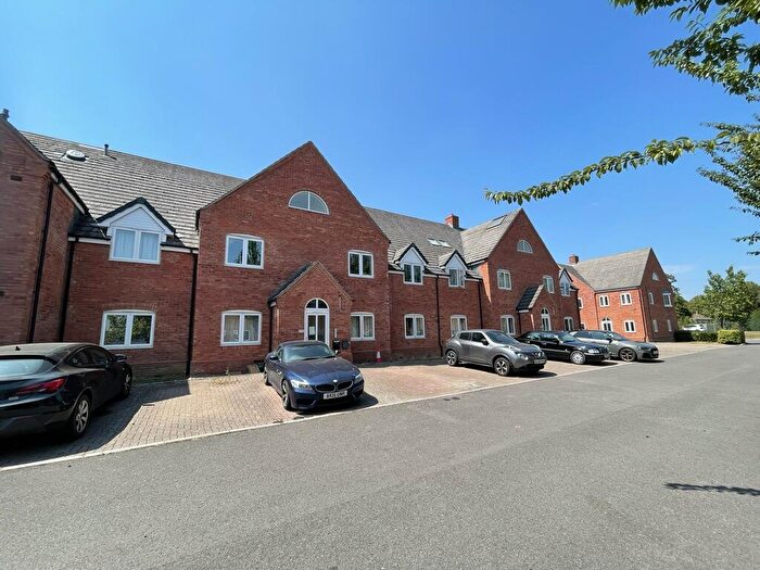 House For Sale In - St. Barbaras Close, Ashchurch, Tewkesbury, Gloucestershire, GL20