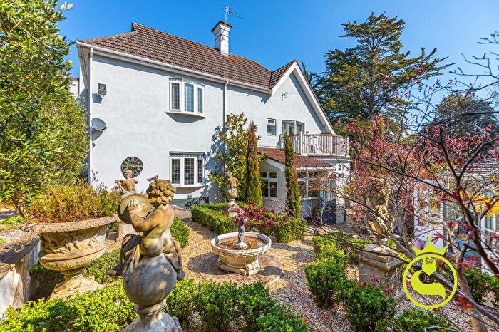 4 Bedroom Semi-Detached House For Sale In Bingham Avenue, Evening Hill, Poole, BH14