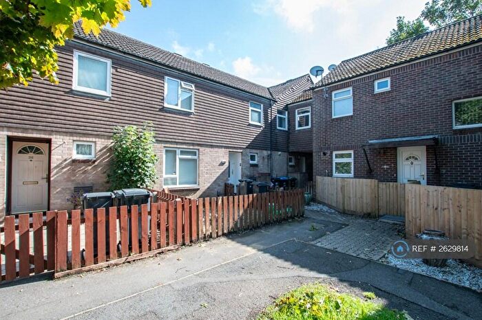 4 Bedroom Terraced House To Rent In Swansbury Drive, Bournemouth, BH8