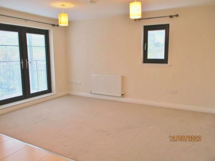 2 Bedroom Flat To Rent In Slackbuie Park Mews, Inverness, IV2