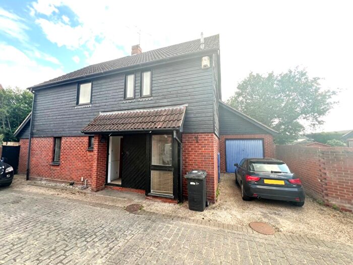 4 Bedroom Detached House To Rent In Longacre, Chelmsford, Essex, CM1