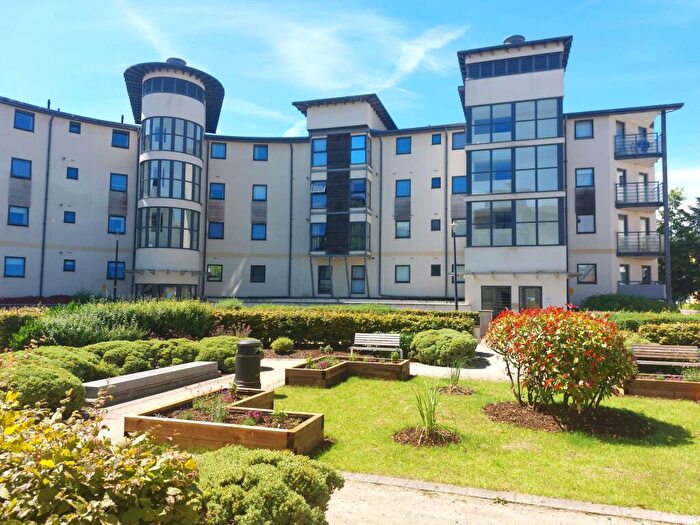 2 Bedroom Apartment For Sale In Seacole Crescent, Swindon, Wiltshire, SN1