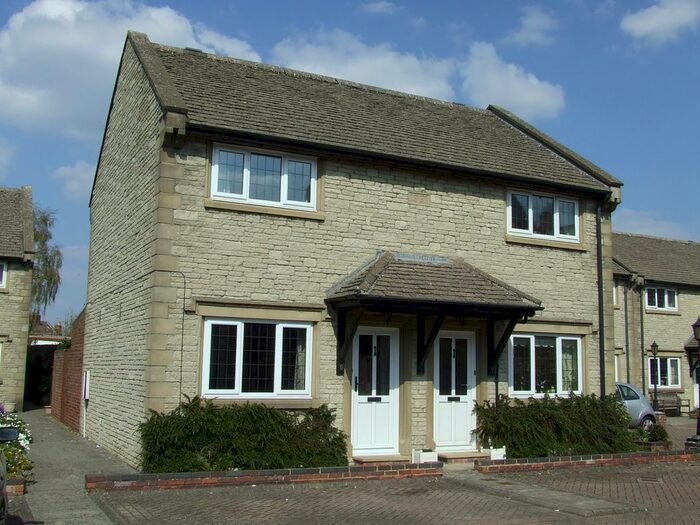 2 Bedroom Semi-Detached House To Rent In Canons Court, Melksham, SN12