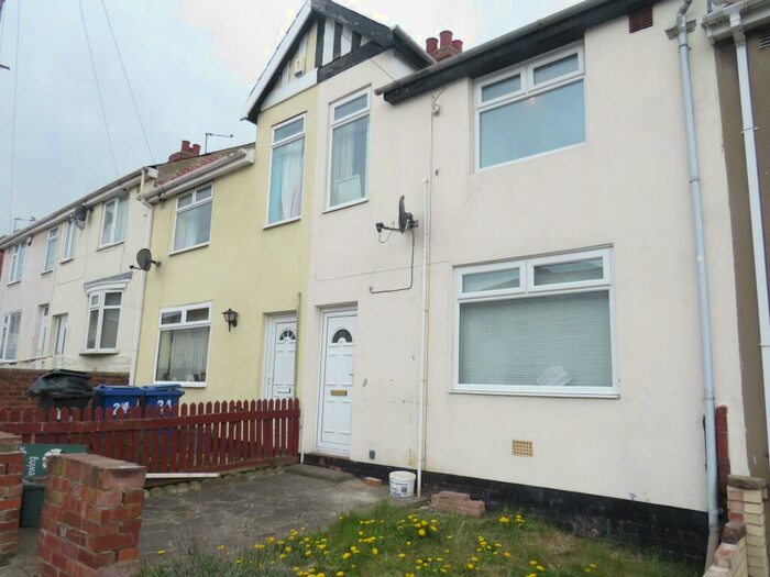 2 Bedroom House To Rent In St. Johns Road, Edlington, Doncaster, DN12