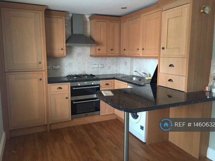 2 Bedroom Flat To Rent In Woolwich Road, London, SE7