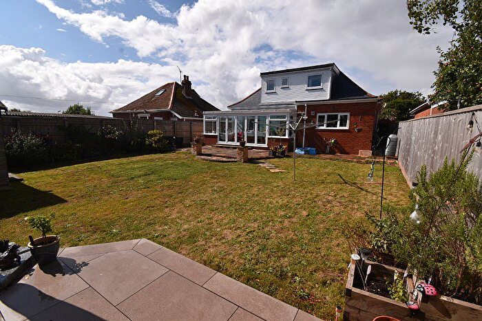5 Bedroom Bungalow For Sale In Birchy Barton Hill, Exeter, EX1