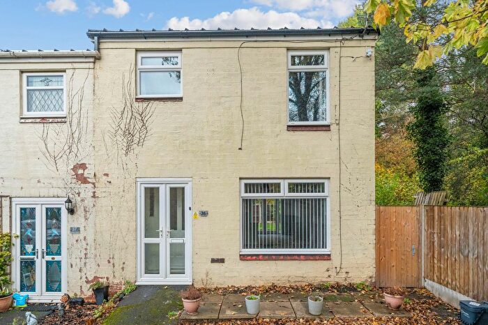 3 Bedroom Property To Rent In Heather Close, Birchwood, WA3