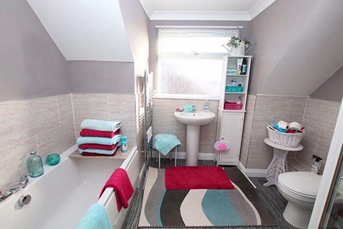 4 Bedroom Detached House For Sale In Newstead Avenue, Holton-Le-Clay, Grimsby, DN36