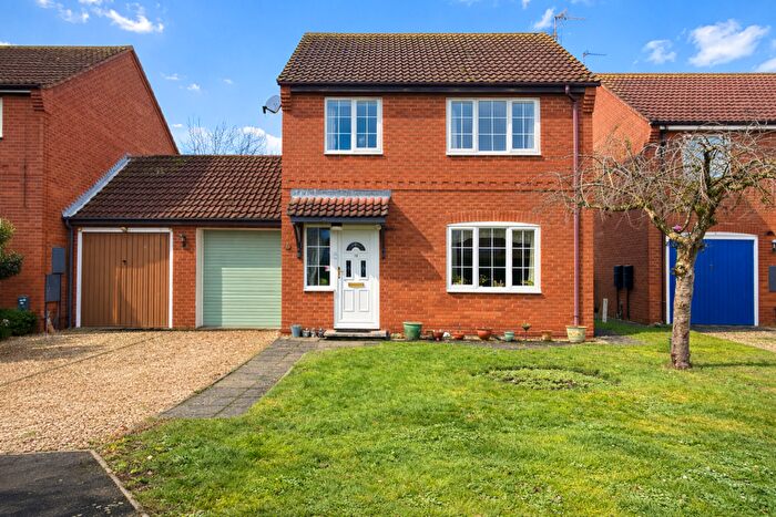3 Bedroom Link Detached House For Sale In Broome Way, Holbeach, PE12
