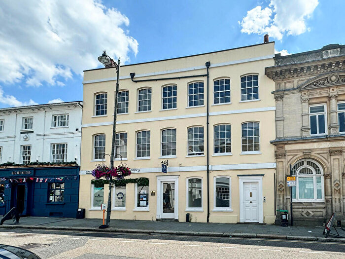 2 Bedroom Apartment To Rent In Fore Street, Hertford, SG14