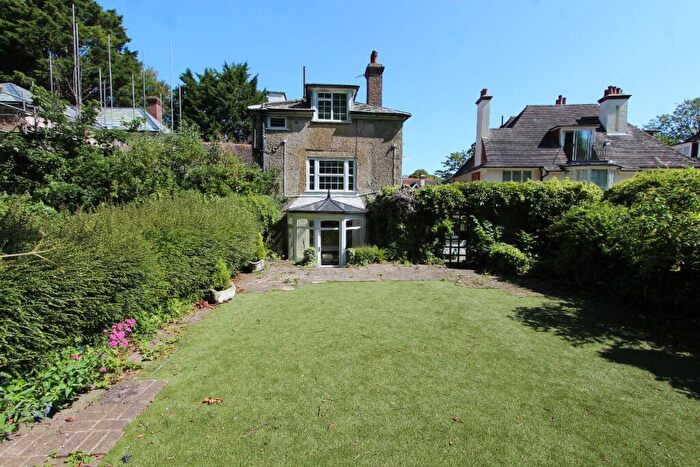 4 Bedroom Manor House To Rent In The Goffs, Eastbourne, East Sussex, BN21