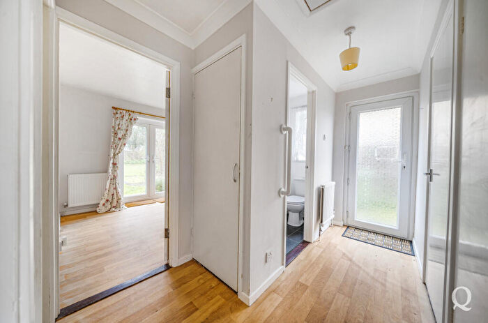 2 Bedroom Bungalow For Sale In Gayhurst Drive, Sittingbourne, Kent, ME10