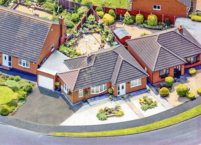 2 Bedroom Detached Bungalow For Sale In De La Bere Crescent, Burbage, LE10