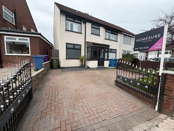 4 Bedroom Semi Detached House For Sale In Mackets Lane, Hunts Cross, Liverpool, Merseyside, L25