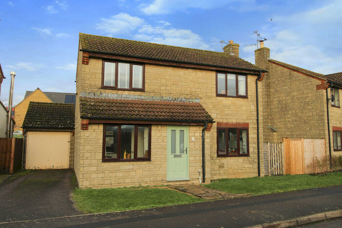 3 Bedroom Detached House For Sale In Reeds, Cricklade, SN6