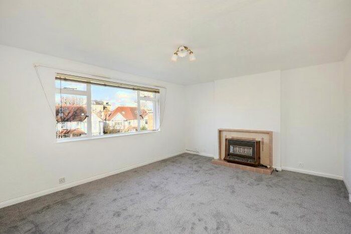 2 Bedroom Flat To Rent In Spencer Road, London, W4