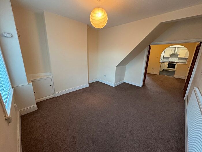 2 Bedroom Terraced House To Rent In Ransom Road, Nottingham, NG3