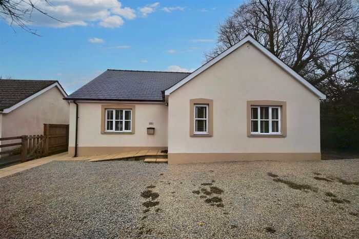 4 Bedroom Detached Bungalow For Sale In Dinas Cross, Newport, SA42