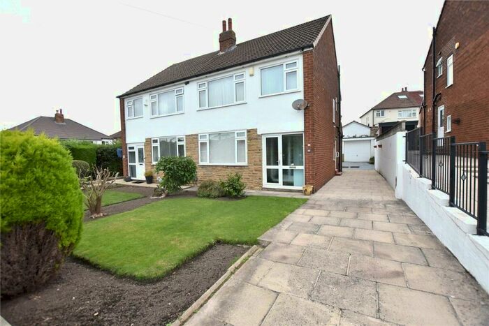 3 Bedroom Semi-Detached House To Rent In New Templegate, Temple Newsam, Leeds, LS15