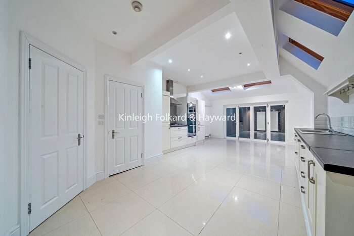 5 Bedroom Detached House To Rent In Clonmore Street, Southfields, London, SW18