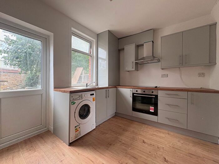 2 Bedroom Terraced House To Rent In Bedwell Road, London, N17
