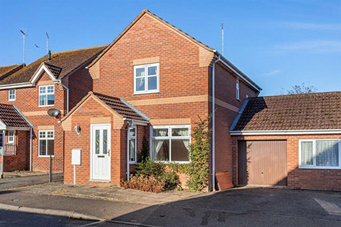 3 Bedroom House To Rent In Creed Road, Oundle, Peterborough, PE8