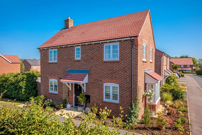 3 Bedroom Detached House For Sale In Norgren Crescent, Shipston-on-Stour, CV36