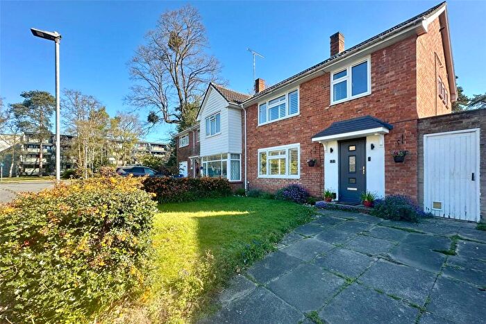 3 Bedroom Semi-Detached House For Sale In Primrose Walk, Bracknell, Berkshire, RG12