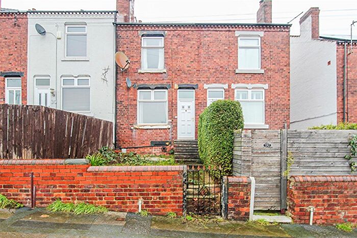 2 Bedroom Terraced House For Sale In Mount Road, Stanley, Wakefield, WF3