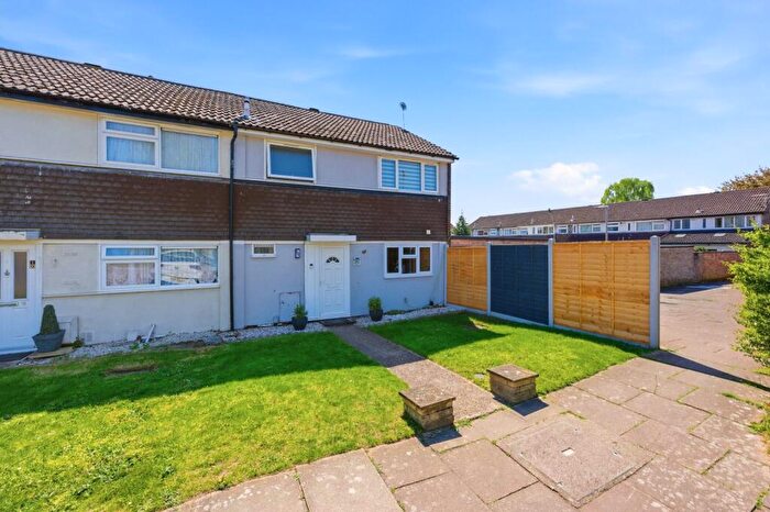 3 Bedroom End Of Terrace House For Sale In Tavistock Close, St. Albans, Hertfordshire, AL1