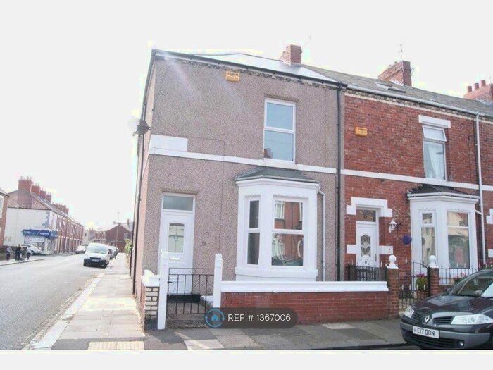 2 Bedroom End Of Terrace House To Rent In Collingwood Terrace, Blyth, Northumberland, NE24