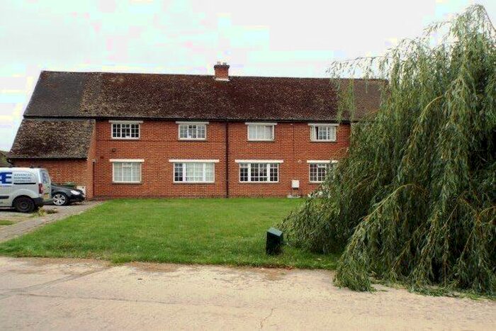 1 Bedroom Flat To Rent In Heathfield, Kidlington, OX5