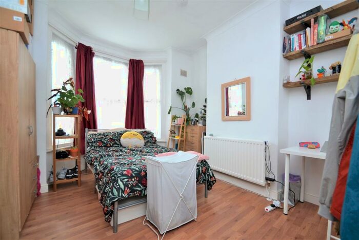 4 Bedroom Terraced House To Rent In Conington Road London, SE13
