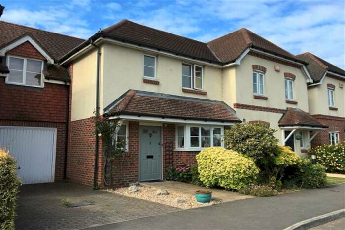 3 Bedroom Semi-Detached House To Rent In Jubilee Mews, Emsworth, PO10