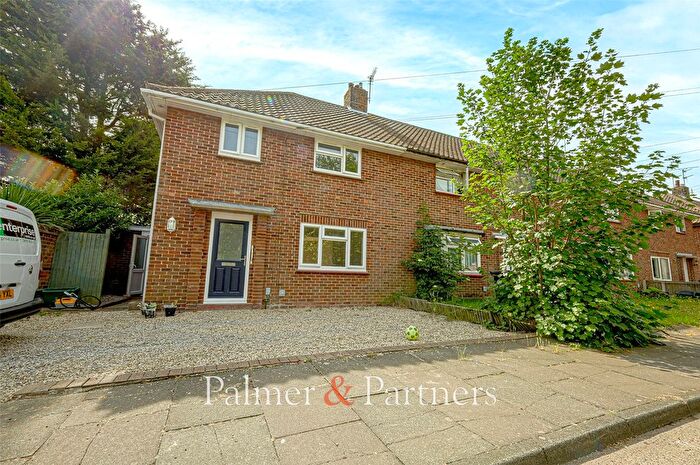 3 Bedroom Semi-Detached House To Rent In Bellfield Close, Brightlingsea, Colchester, Essex, CO7