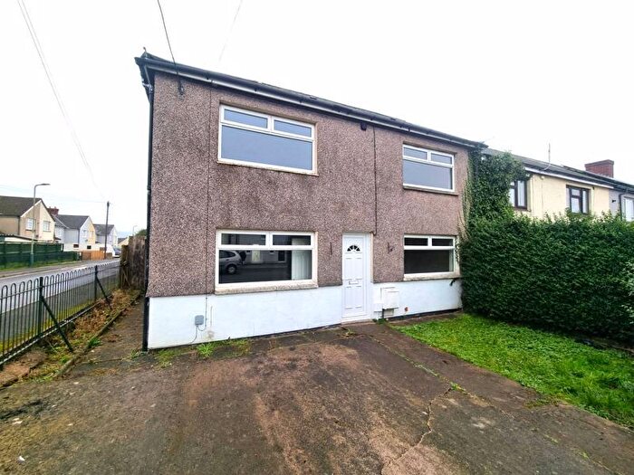 3 Bedroom Terraced House To Rent In West Avenue, Caerphilly, CF83