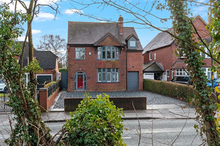 4 Bedroom Detached House For Sale In Little Aston Road, Aldridge, WS9