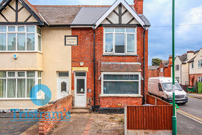 6 Bedroom Semi Detached House To Rent In Greenfield Street, Dunkirk, NG7